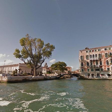Sestiere Dorsoduro, A Due Passi Da Zattere Appartement Venetië Buitenkant foto
