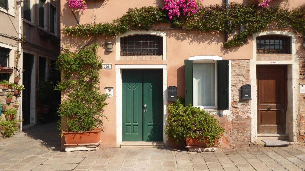 Sestiere Dorsoduro, A Due Passi Da Zattere Appartement Venetië Buitenkant foto